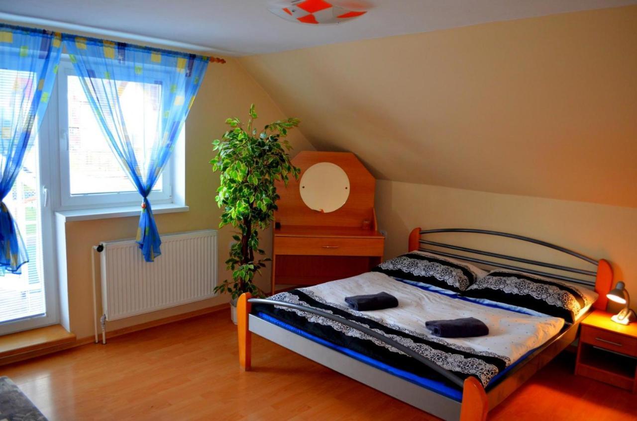 Apartmany Riviera A Chalupa Riviera Liptov, Bešeňová מראה חיצוני תמונה