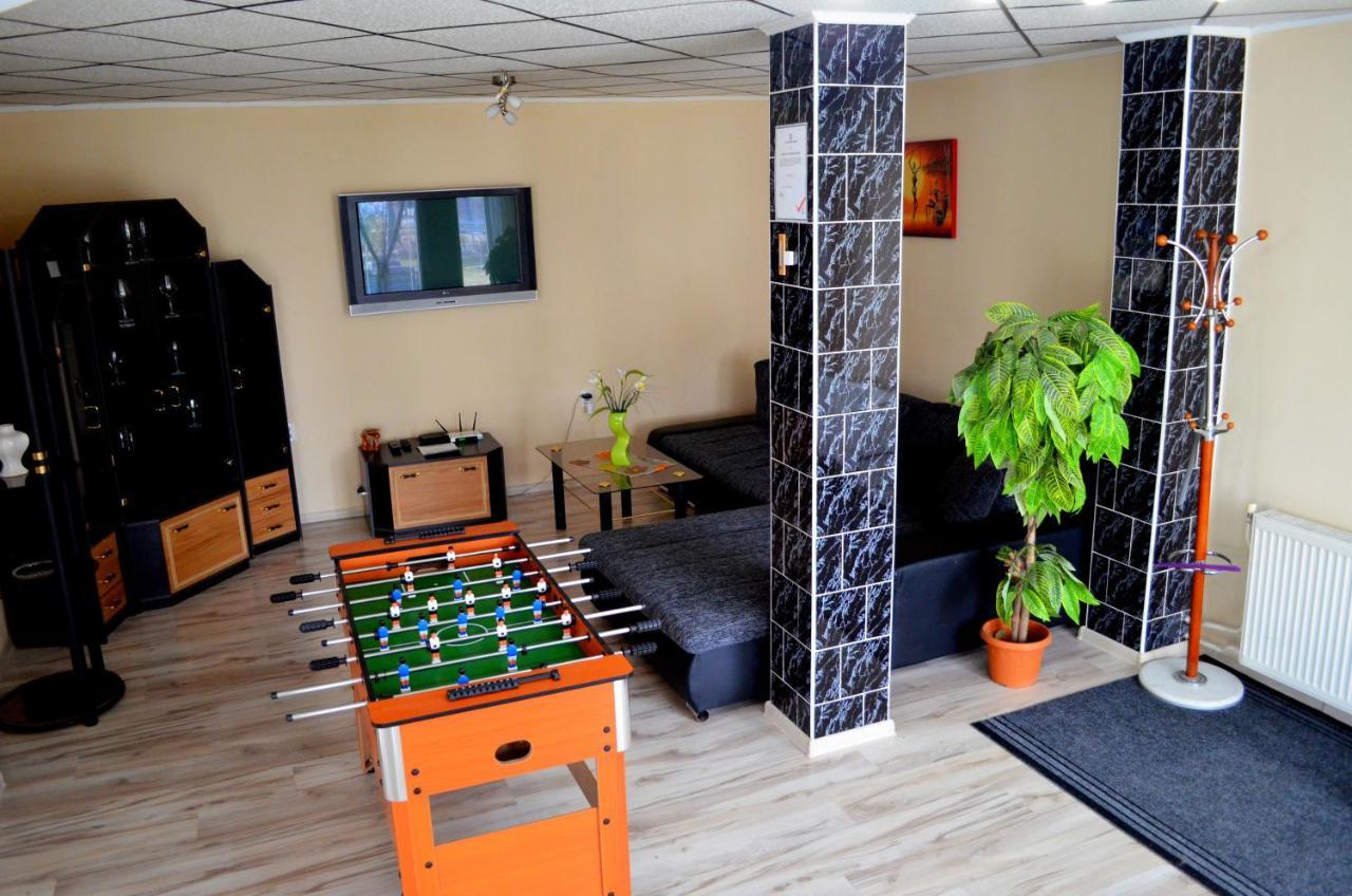 Apartmany Riviera A Chalupa Riviera Liptov, Bešeňová מראה חיצוני תמונה